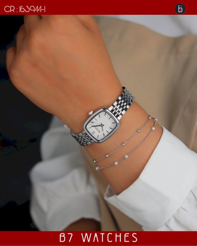 كورين نسائية