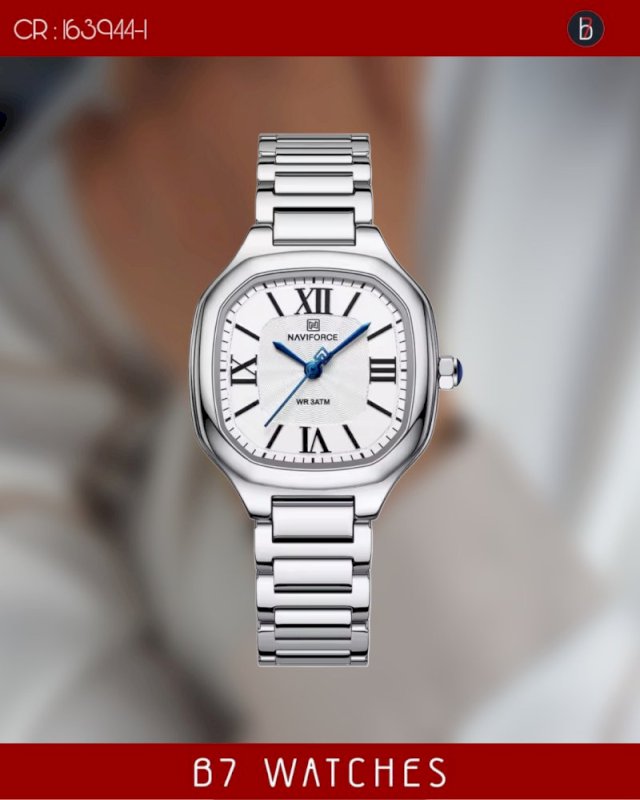 ساعة نافي فورس