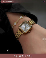 النسائية الأنيقة ألوان متعددة – الاصدار الثالث ولعشرين B7 ساعة