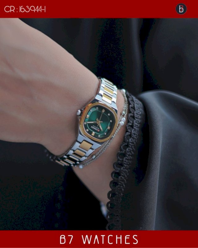 ساعة كارين نسائية