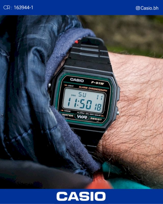 ساعة كاسيو ڤنتج رجاليه ازرق ديجتال